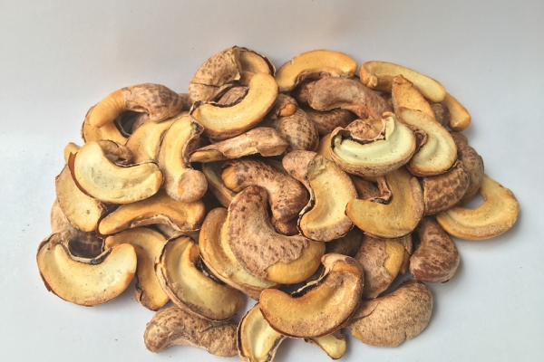 Điều lụa nữa hạt - Bịch 500G title=